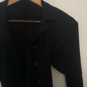 PLEATS PLEASE ISSEY MIYAKE